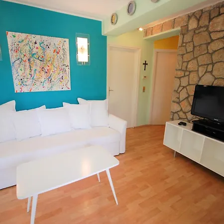 Samanic By El-pi Tours 아파트 니바이스